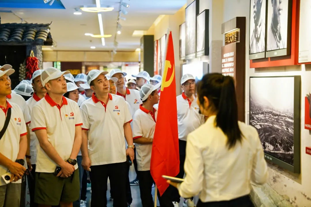 sunbet申搏官方网站开展“党建凝聚力量,奋斗成就梦想”主题党日活动