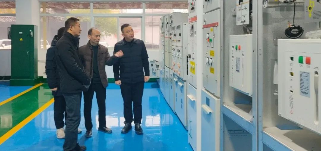 政企互动,共筑郫都工业高质量发展——区政协副主席何弢调研sunbet申搏官方网站